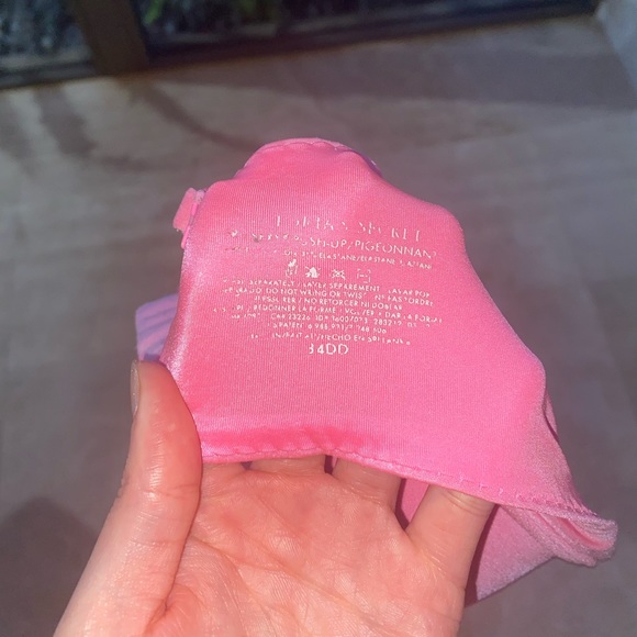 Victoria’s Secret Hot Pink Bra - Picture 4 of 4